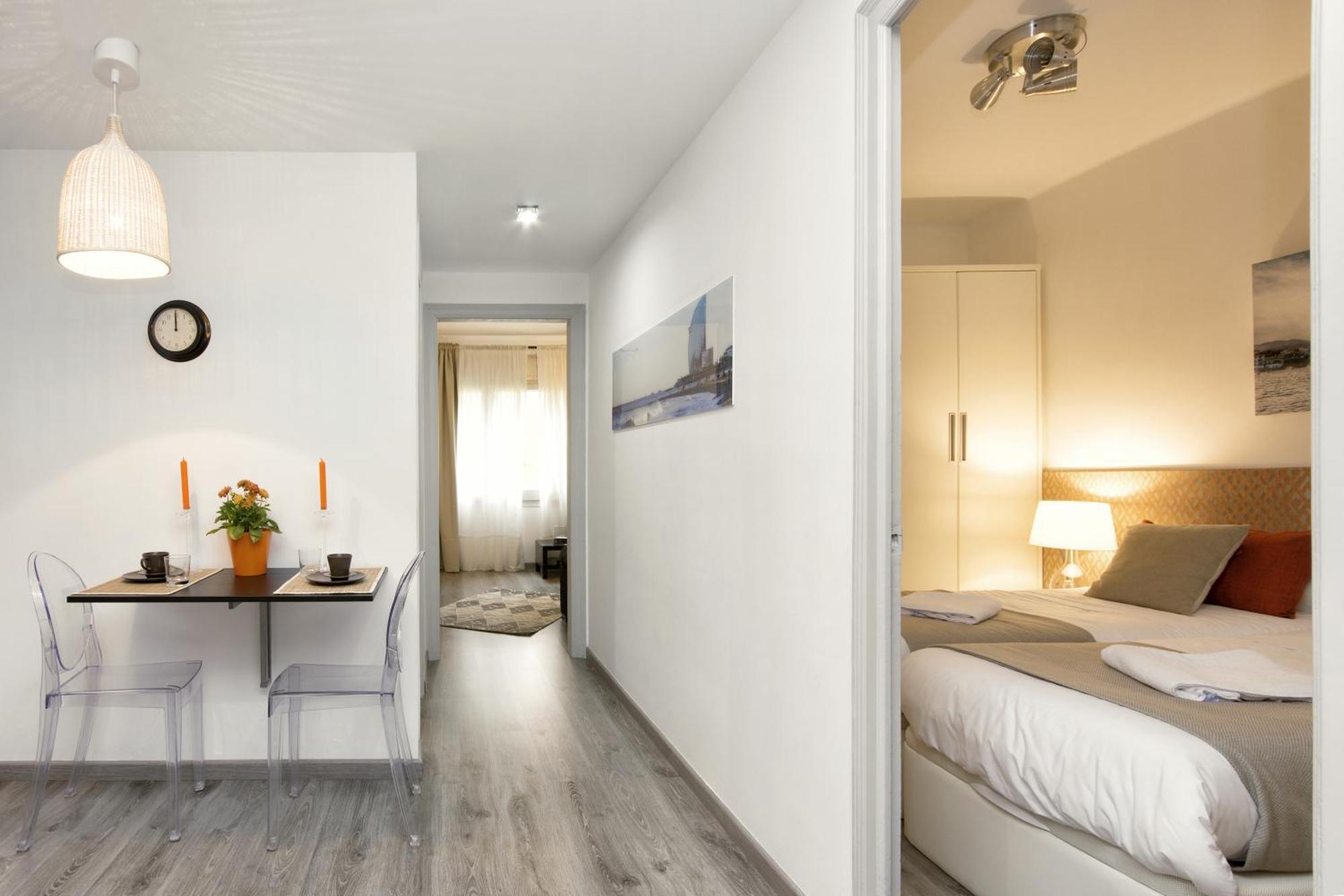 Eixample Building Apartments By Mercedes Heritage Barcelona Bilik gambar