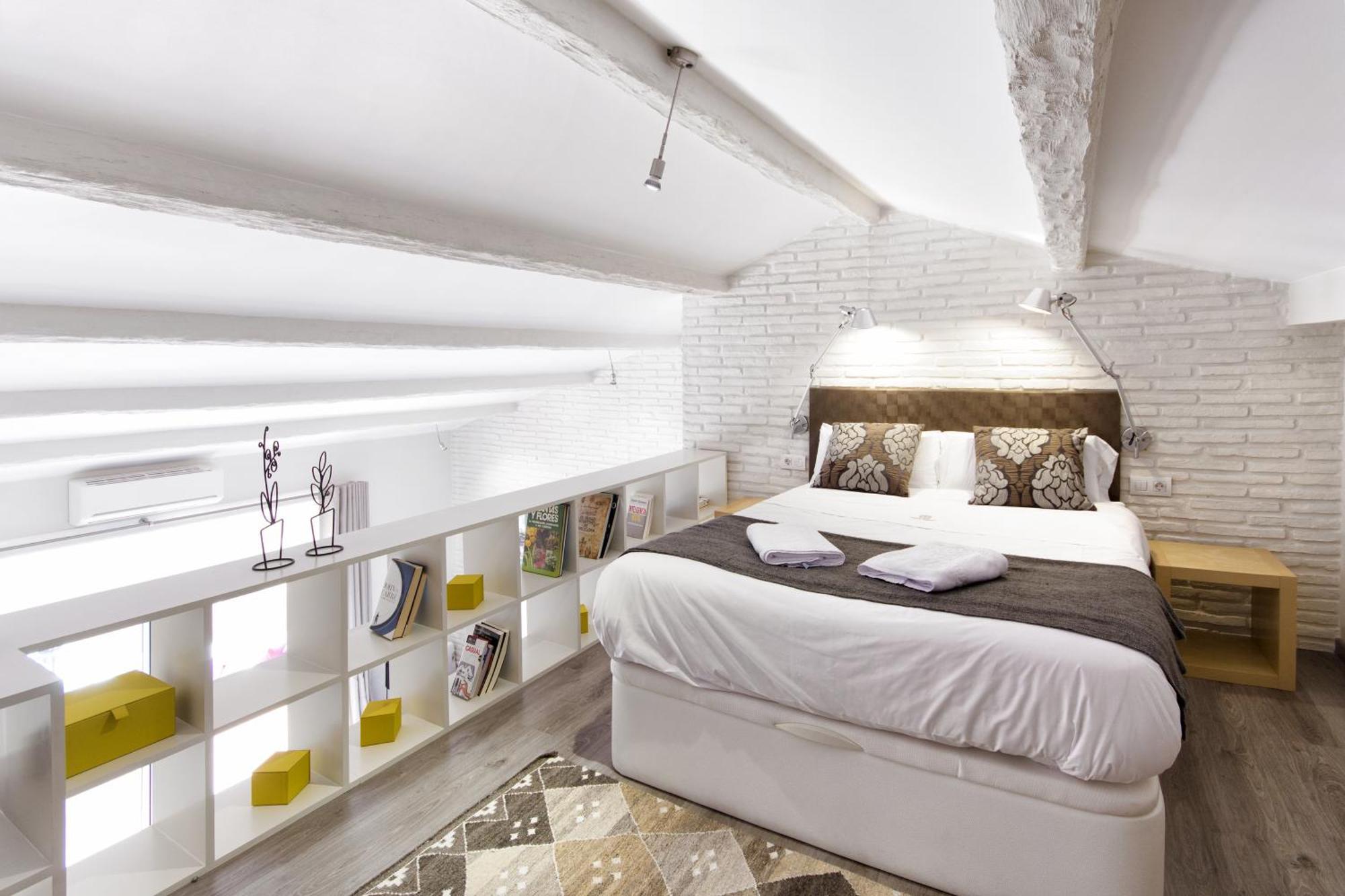 Eixample Building Apartments By Mercedes Heritage Barcelona Bilik gambar