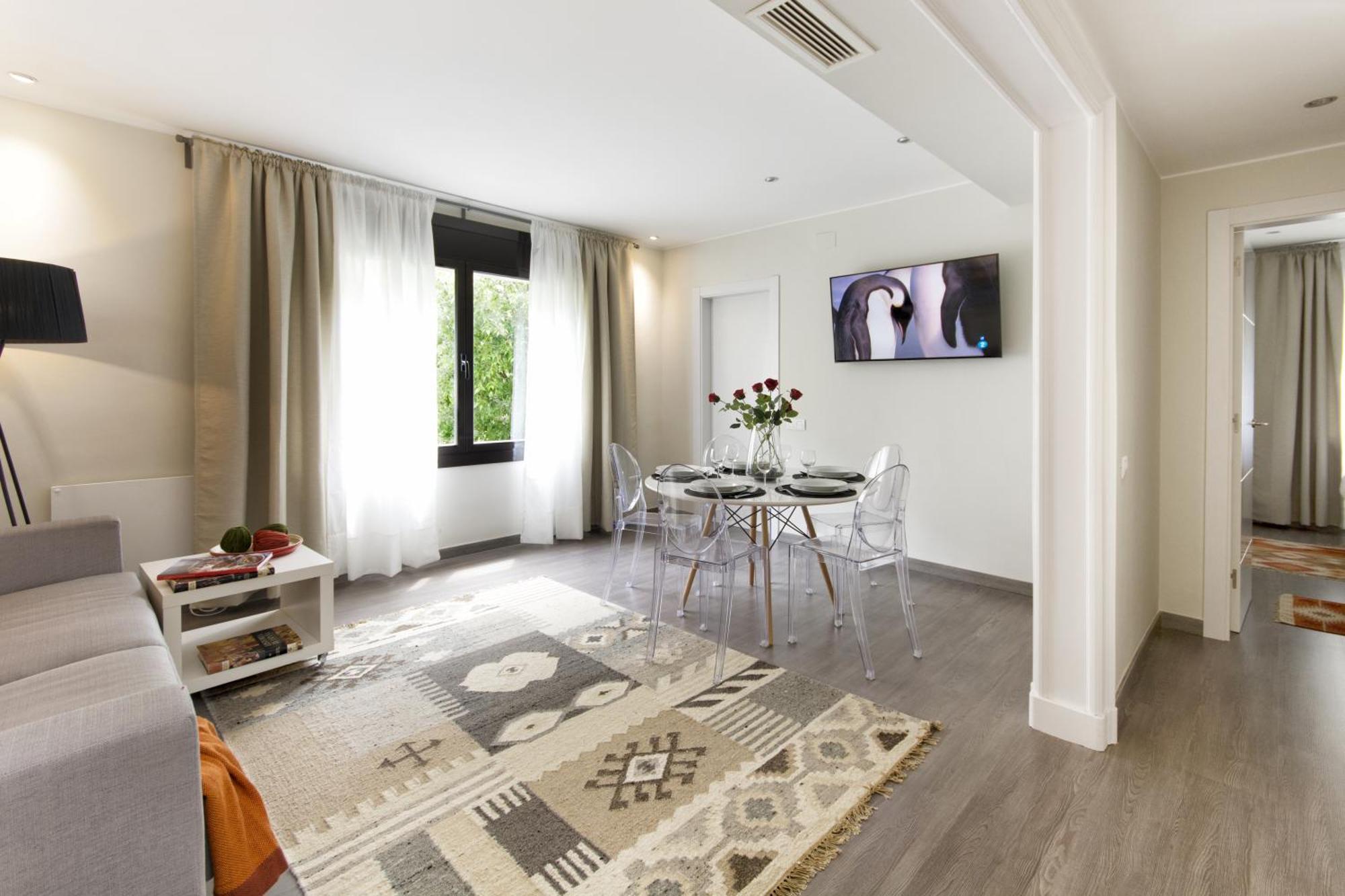 Eixample Building Apartments By Mercedes Heritage Barcelona Bilik gambar