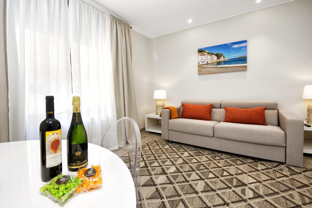 Eixample Building Apartments By Mercedes Heritage Barcelona Luaran gambar